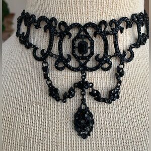 Gorgeous Black Choker Necklace